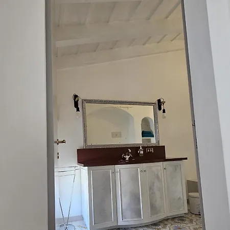La Casa Dei Cedri-by Goccia Di Lago Apartament *